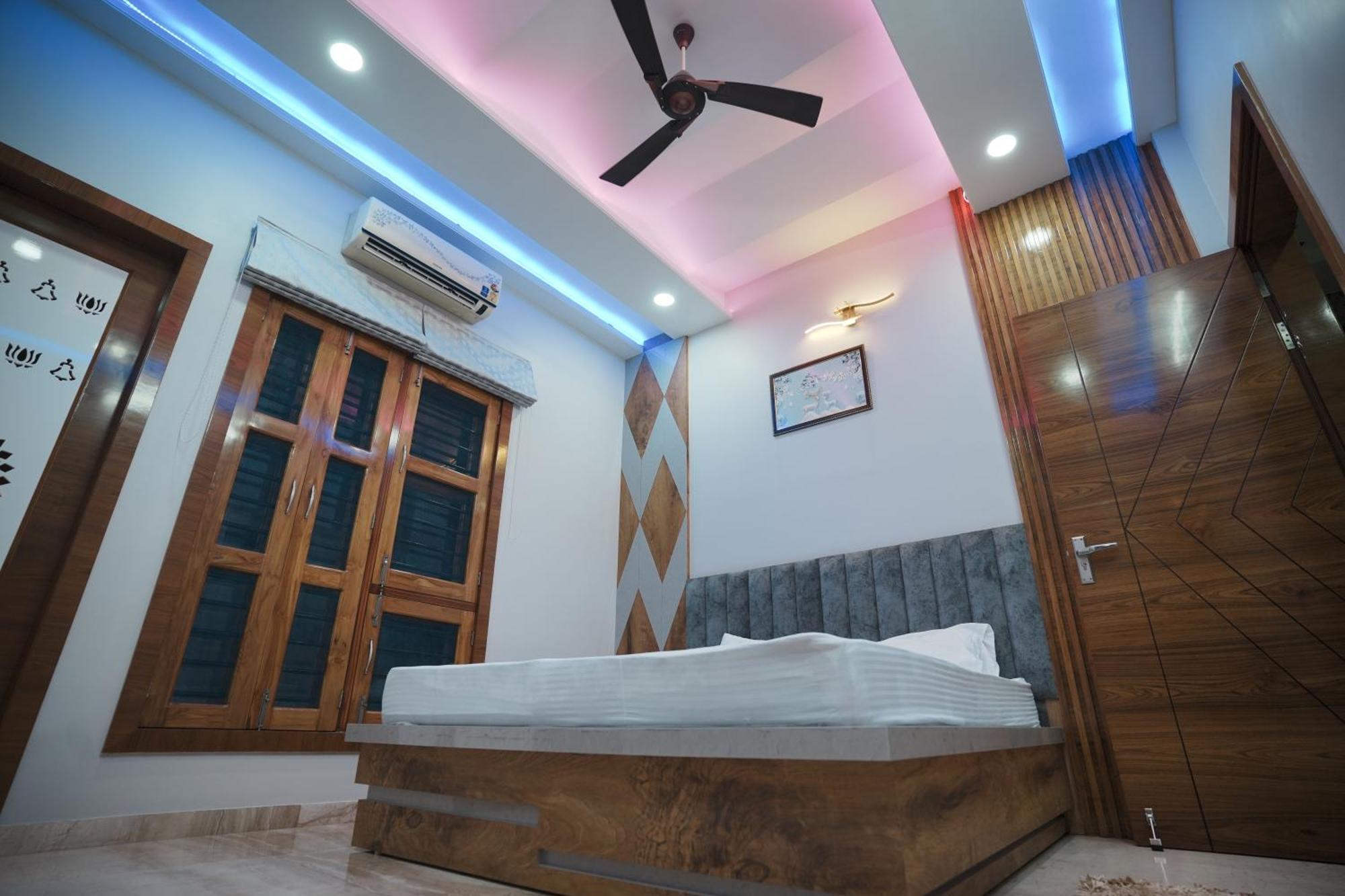 Amritam Palace A Luxury Ac Home Stay Ringas Eksteriør billede