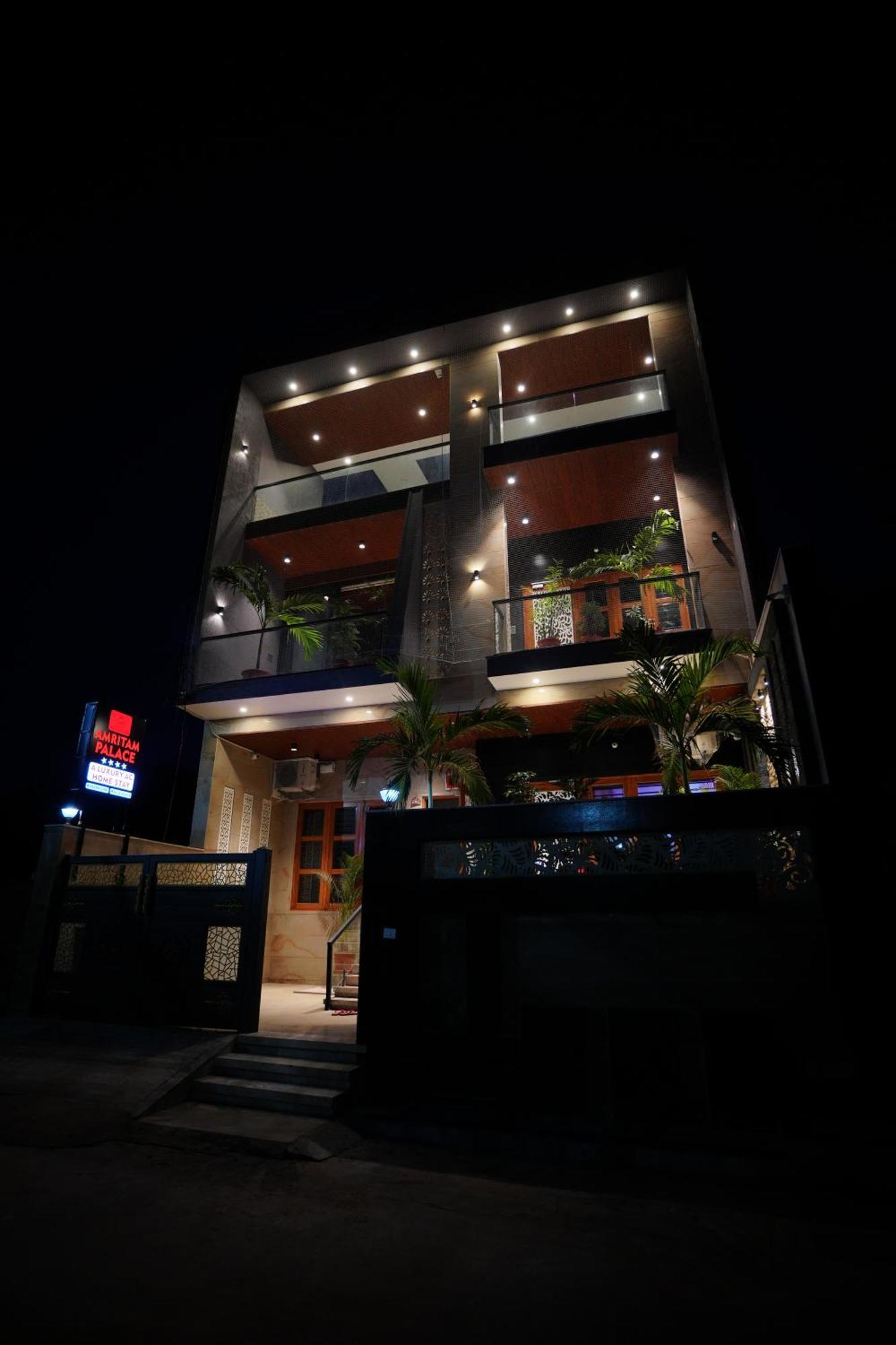 Amritam Palace A Luxury Ac Home Stay Ringas Eksteriør billede
