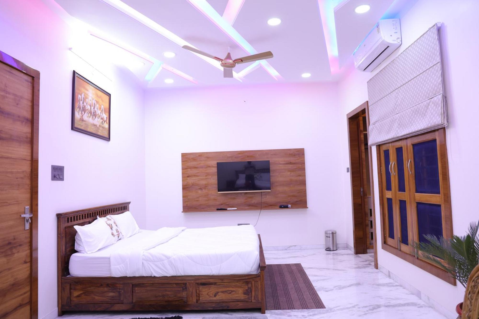 Amritam Palace A Luxury Ac Home Stay Ringas Eksteriør billede