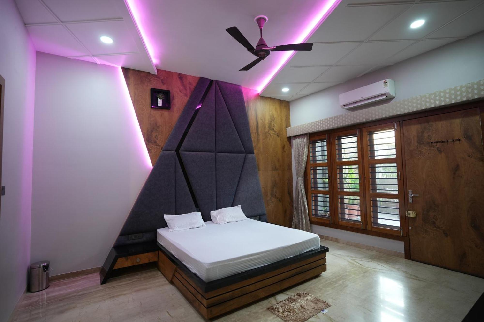 Amritam Palace A Luxury Ac Home Stay Ringas Eksteriør billede