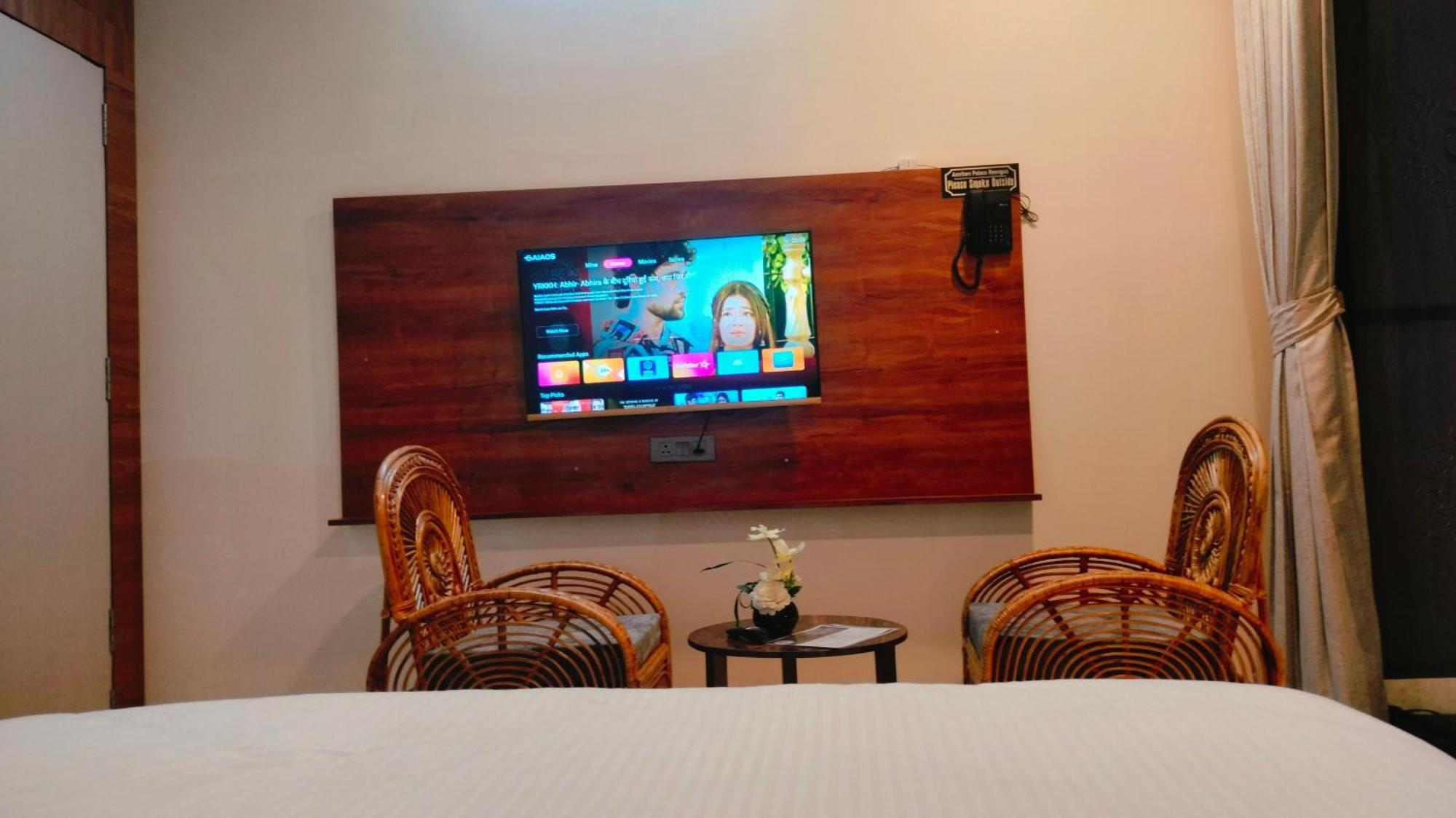Amritam Palace A Luxury Ac Home Stay Ringas Eksteriør billede